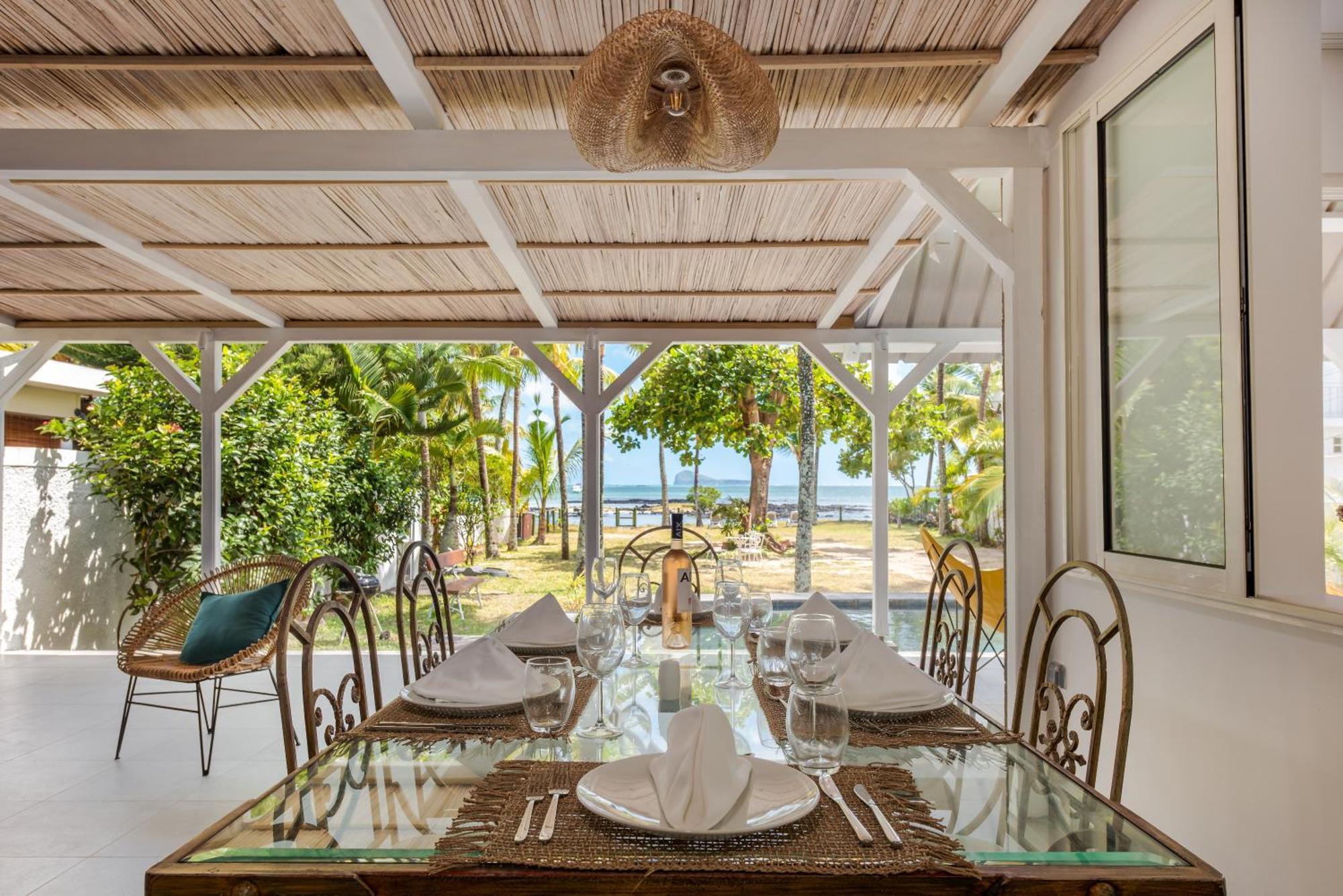 Quaint Beach Villa In A Fishing Village グラン・ゴーブ エクステリア 写真